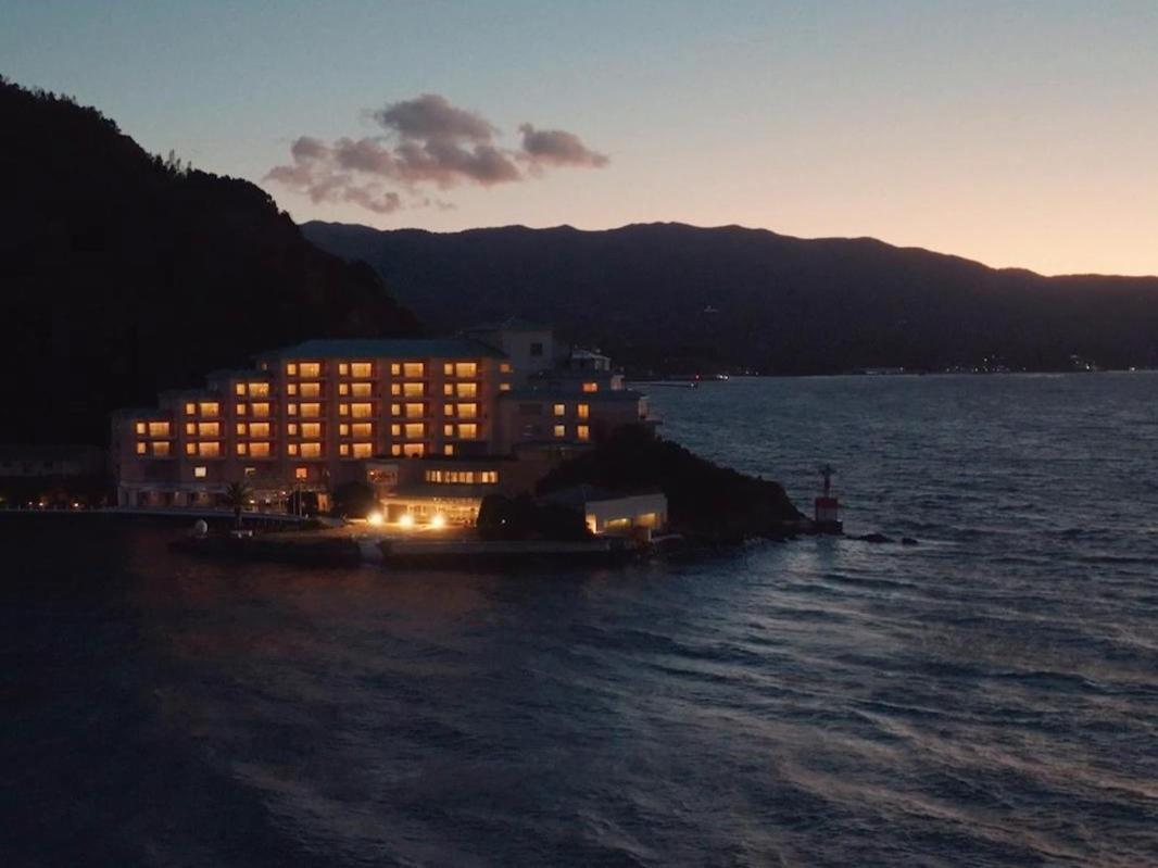 Awashima Hotel Нумадзу Экстерьер фото